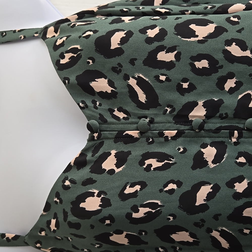 Torrid | Cami Tank/ Swing Green Leopard Top - Picture 8 of 9